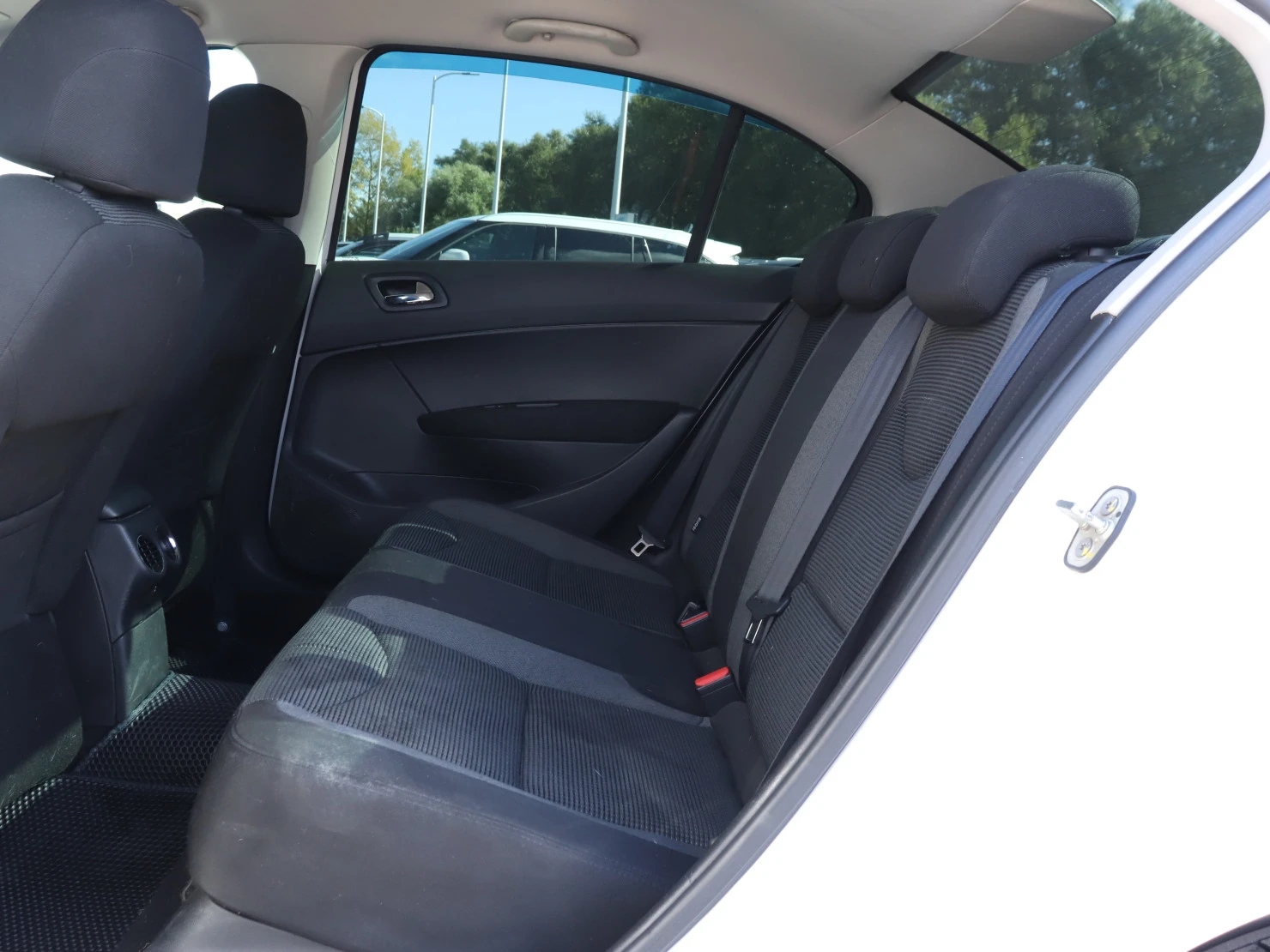 Peugeot 408, 2014