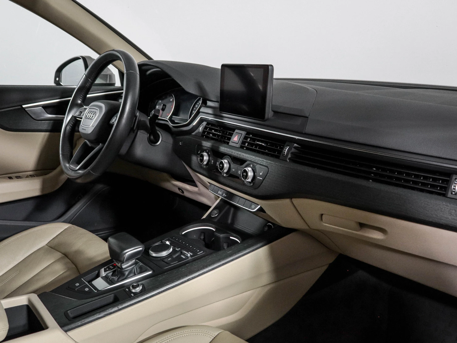 Audi A4, 2017