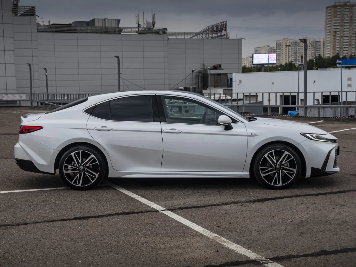 Toyota Camry, 2024